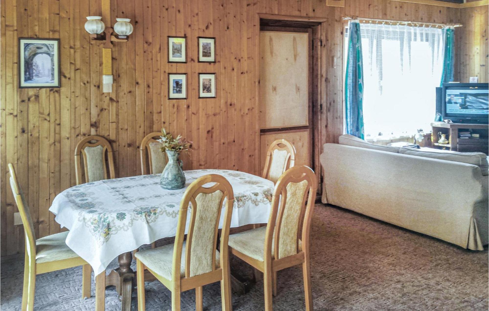 3 Bedroom Stunning Home In Dziemiany Bagian luar foto